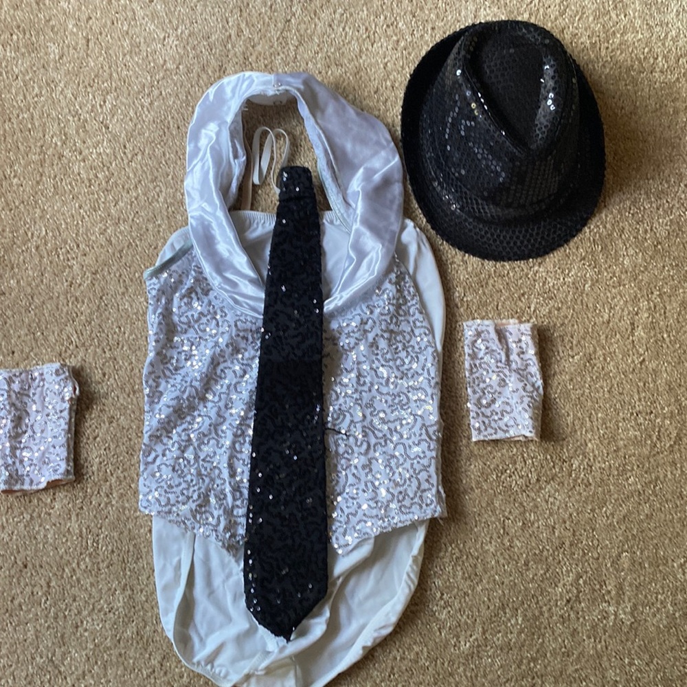 Dance costume / gangster costume